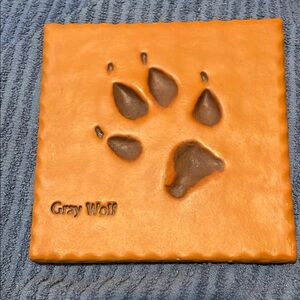 Gray Wolf Paw Print Tile